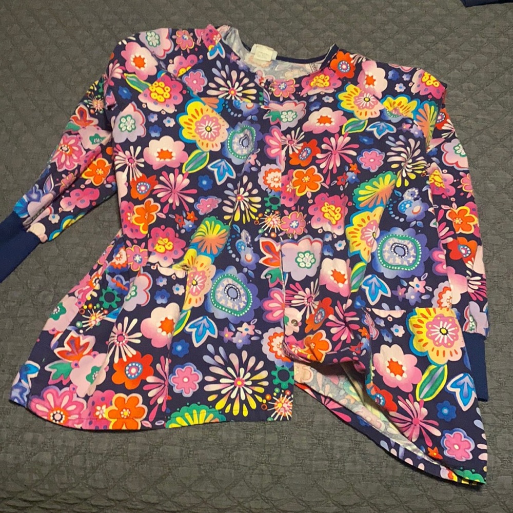 Scrub jacket
